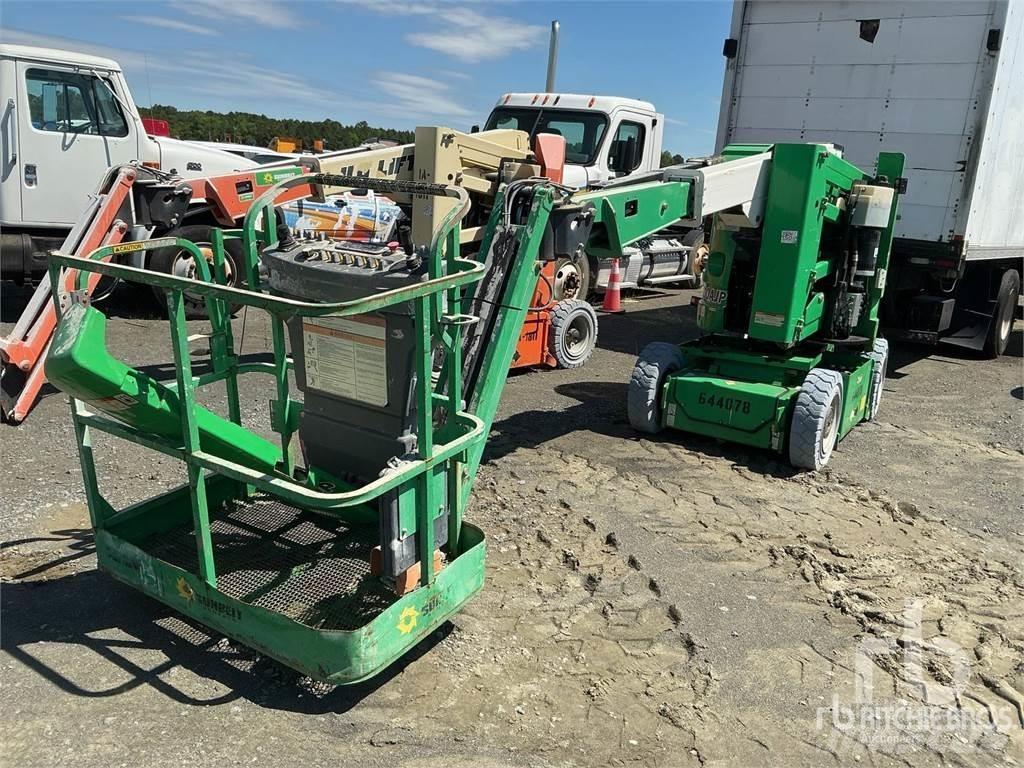 JLG E300AJP Zglobne podizne platforme