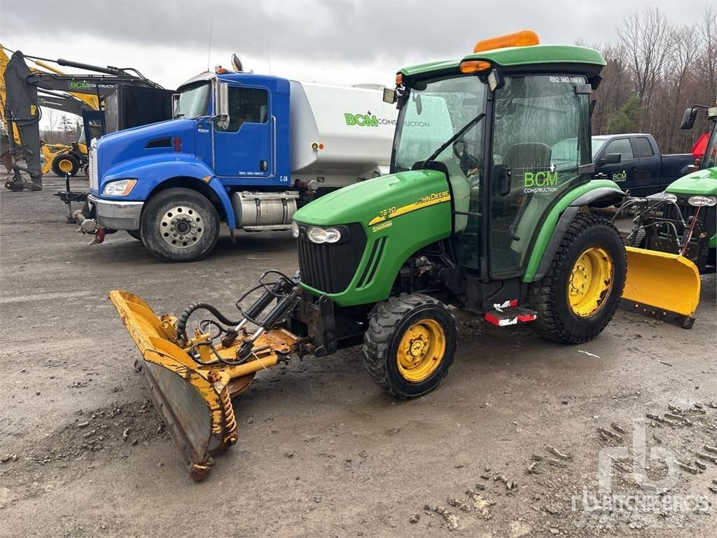 John Deere 3320 Manji traktori
