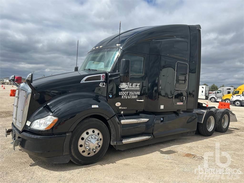 Kenworth T680 Tegljači