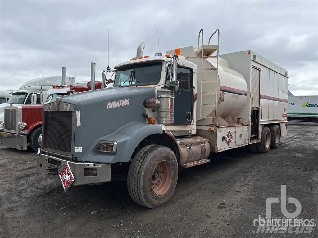 Kenworth T800 Kamioni cisterne
