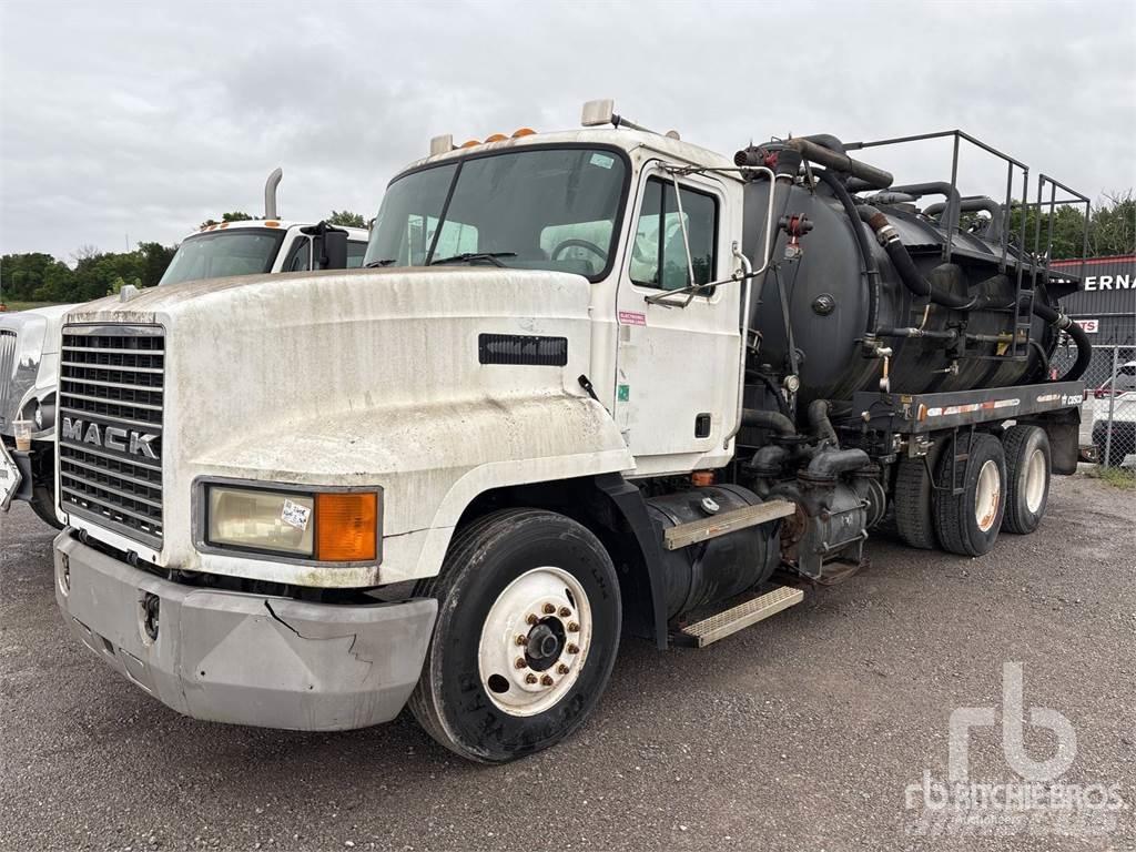 Mack CH613 Kombi vozila/ vakum kamioni