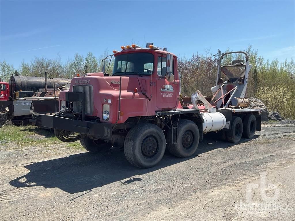 Mack DMM6906EX Kamioni-šasije