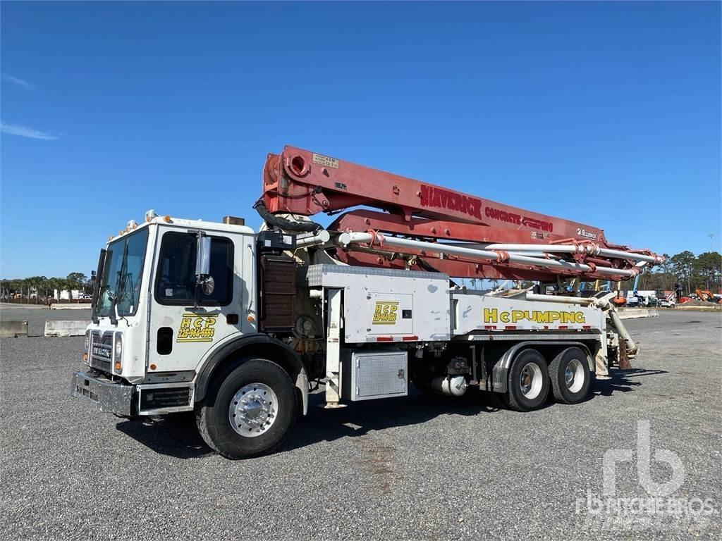 Mack MRU613 Kamioni mešalice za beton