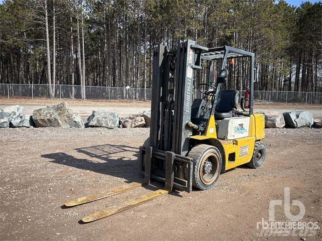 Mitsubishi FG25 Dizelski viljuškari