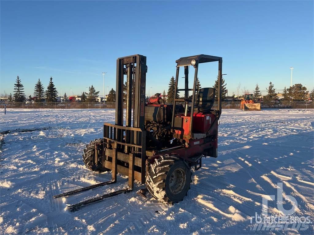 Moffett M5500 Vanterenski viljuškar
