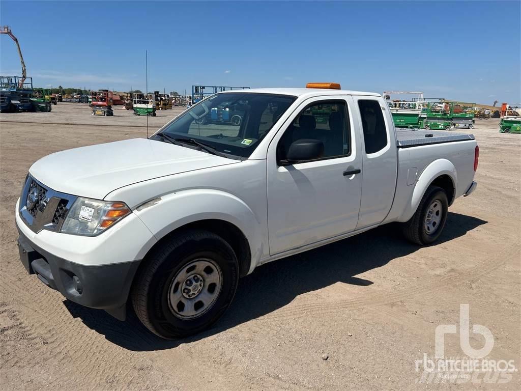 Nissan FRONTIER Pik up kamioni