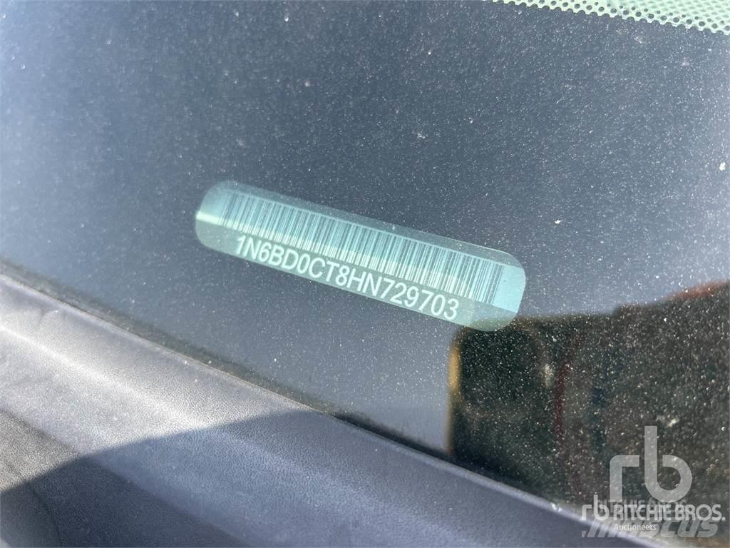 Nissan FRONTIER Pik up kamioni