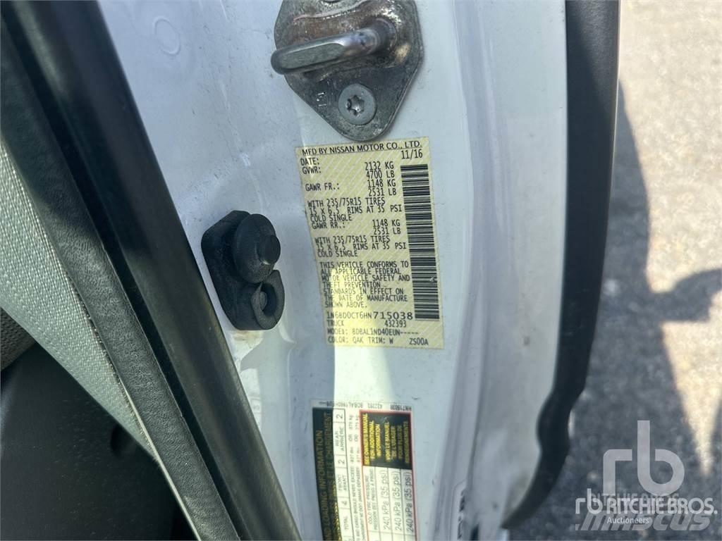 Nissan FRONTIER Pik up kamioni