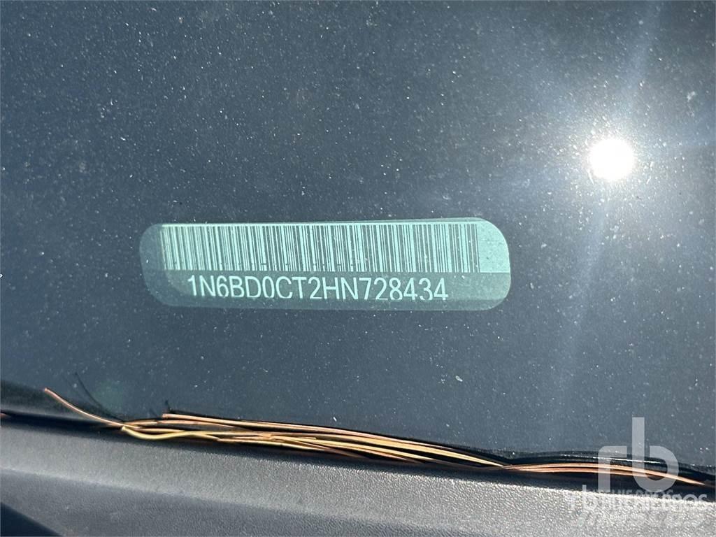 Nissan FRONTIER Pik up kamioni