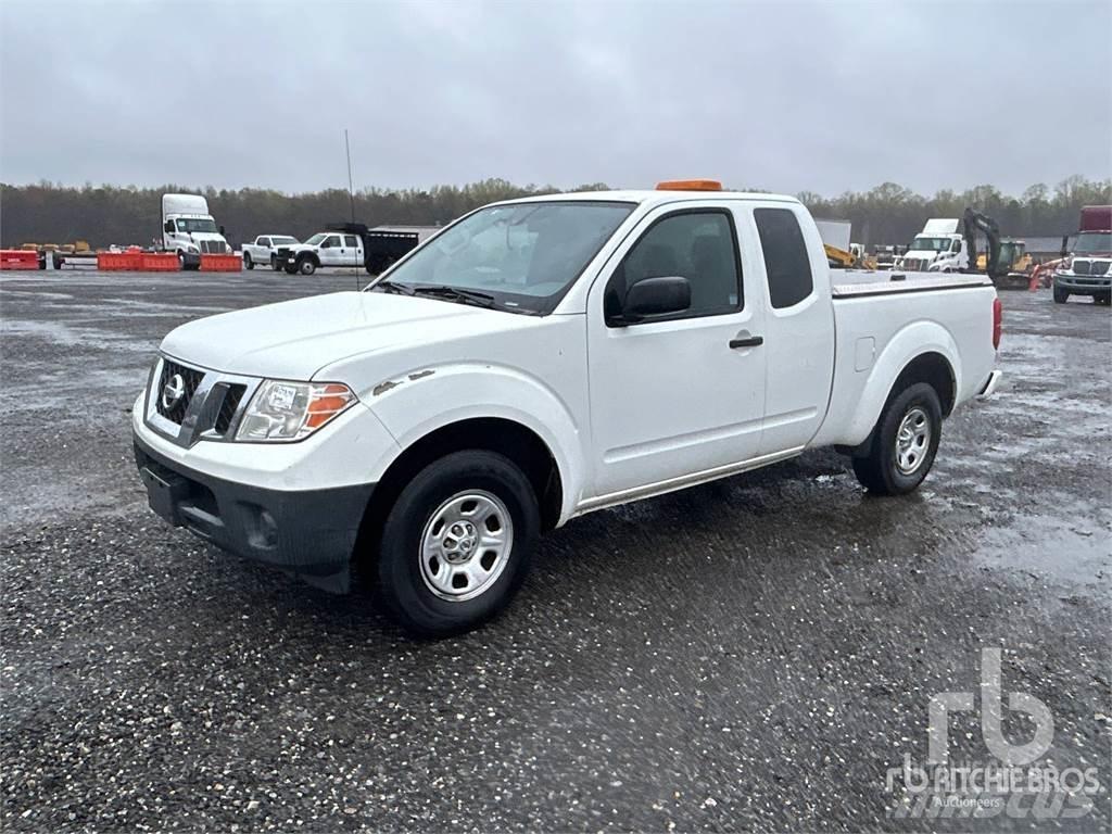 Nissan FRONTIER Pik up kamioni