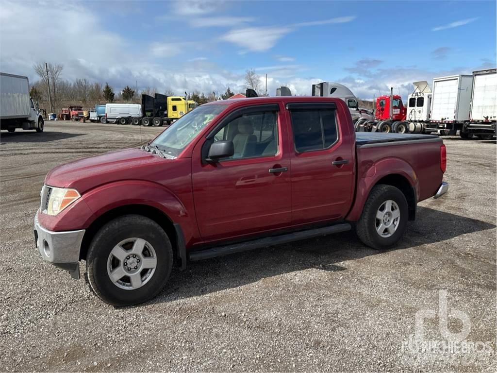 Nissan FRONTIER Pik up kamioni