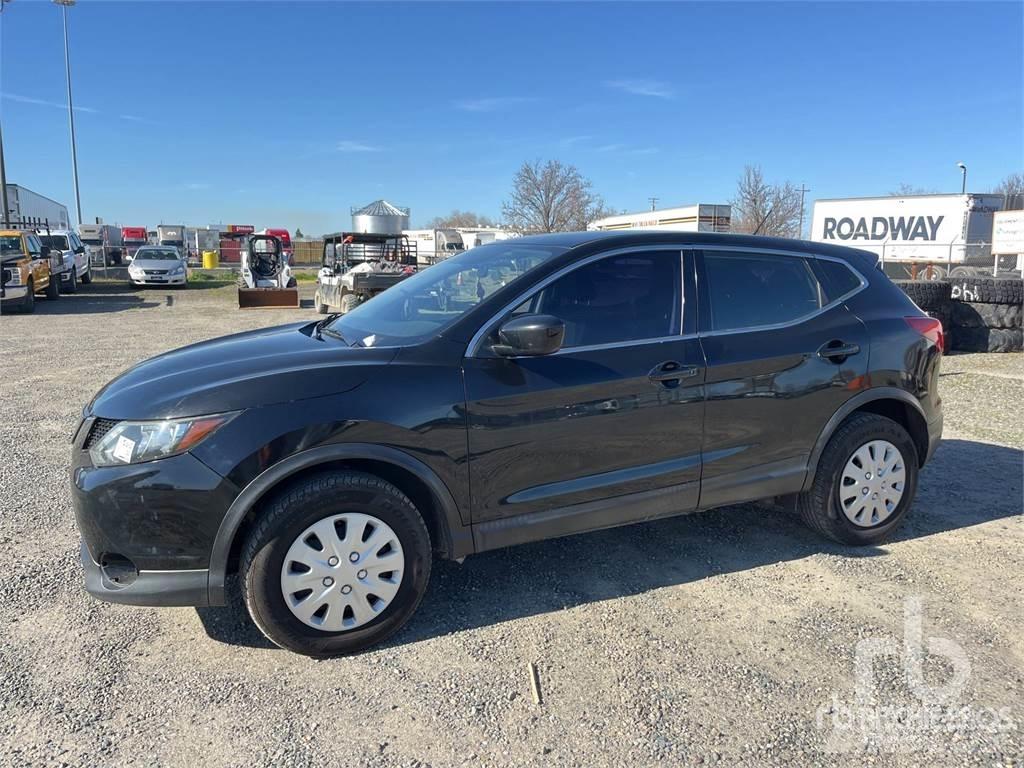 Nissan ROGUE Pik up kamioni