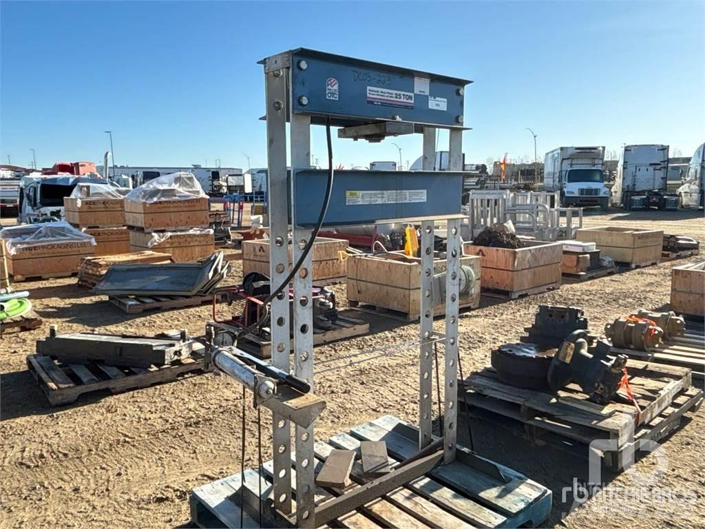  OTC 25 TON Ostalo za građevinarstvo
