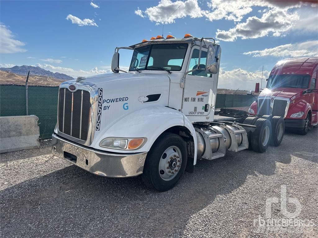 Peterbilt 384 Tegljači