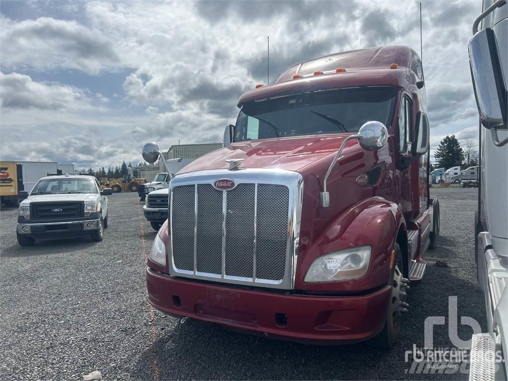 Peterbilt 587 Tegljači