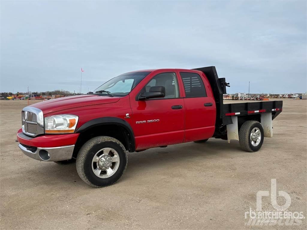 RAM 3500 Kamioni sa otvorenim sandukom