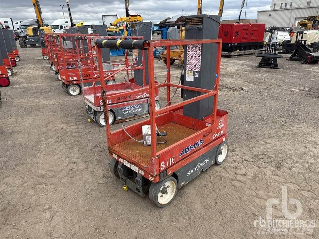 SkyJack SJ16 Utovorne dizalice, vitla i liftovi za materijal