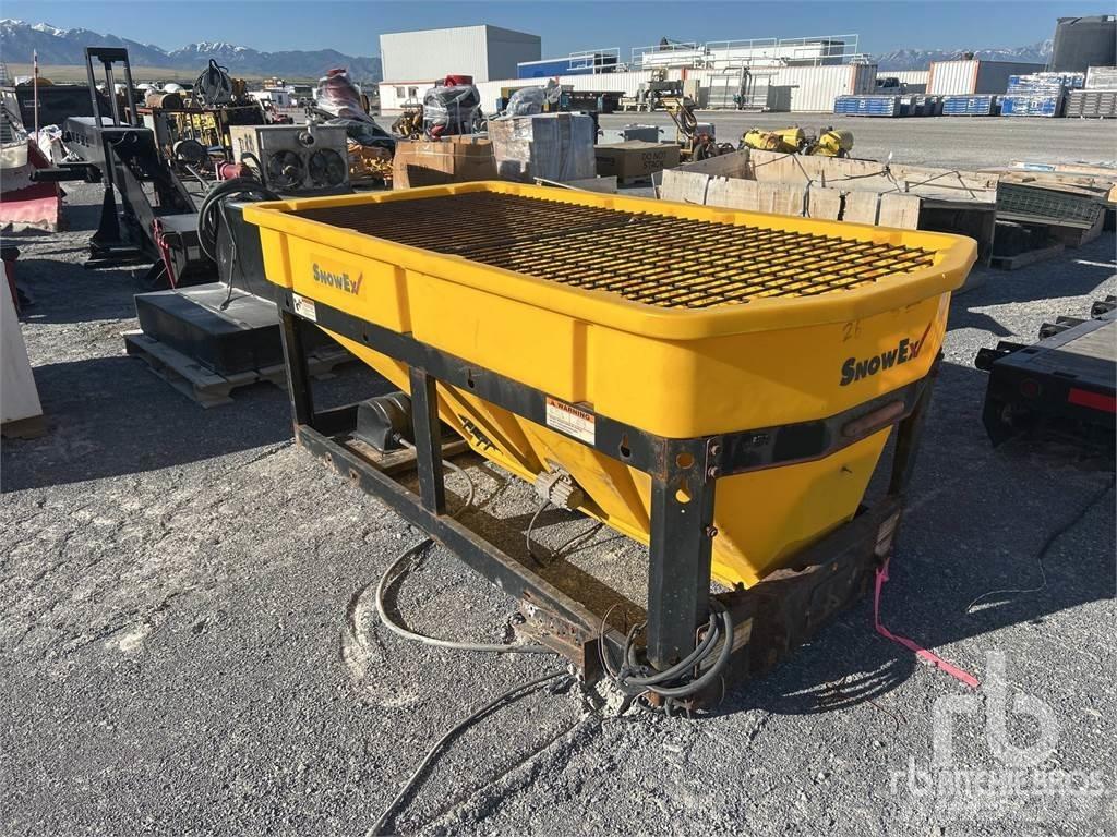SnowEx SP-8500 Ostale kargo komponente