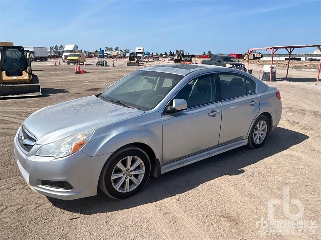 Subaru LEGACY Automobili