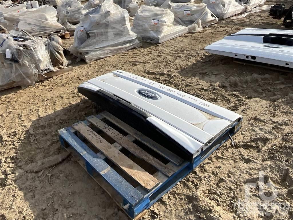  Tail Gate Ostale kargo komponente