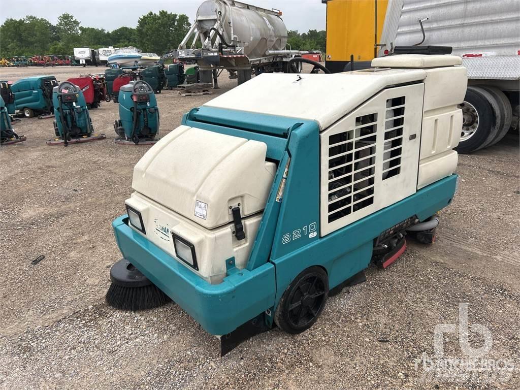 Tennant 8210 Mašine za čišćenje
