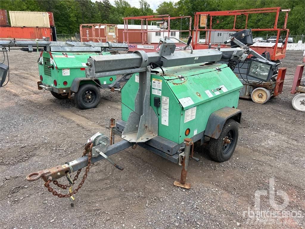 Terex RL4000 Rasvetni stubovi