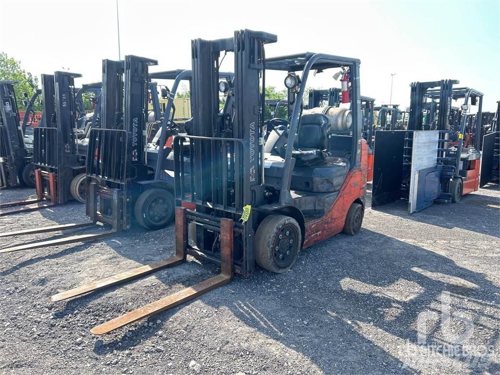 Toyota 8FGCU25 Dizelski viljuškari