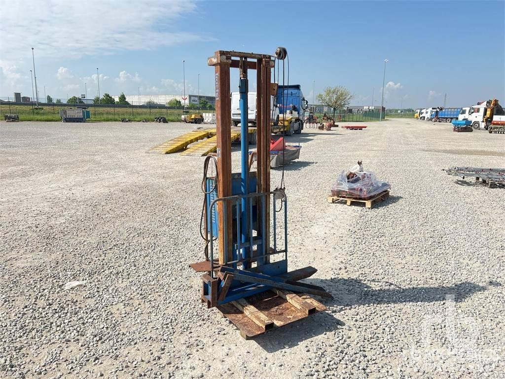  TRACTEL TL630 Paletni regali