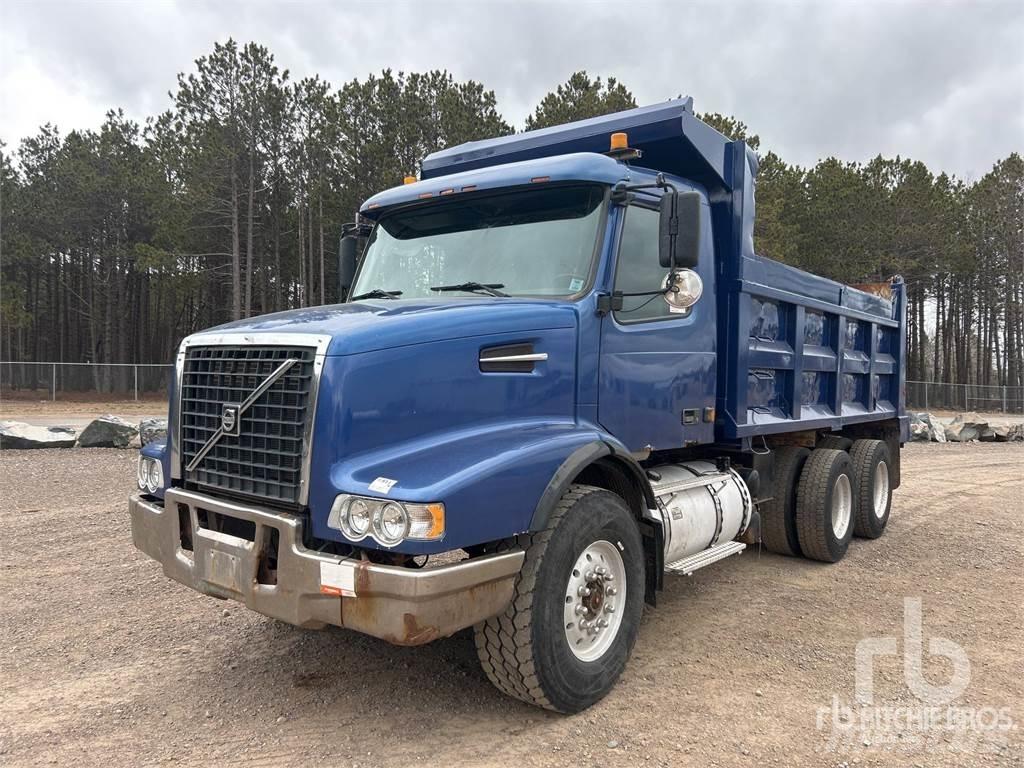 Volvo VND Kiperi kamioni