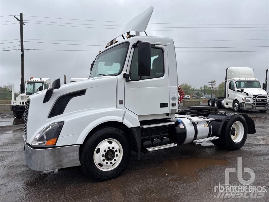 Volvo VNL Tegljači