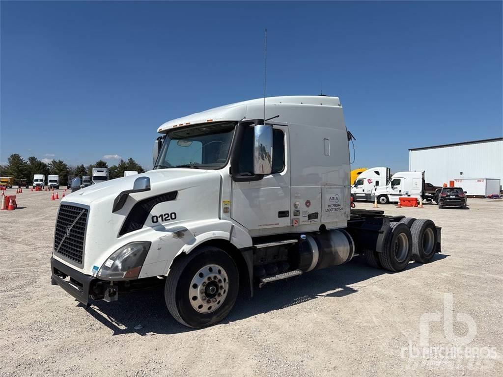 Volvo VNL Tegljači
