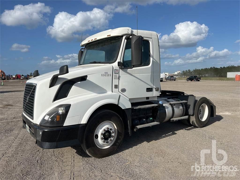 Volvo VNL300 Tegljači
