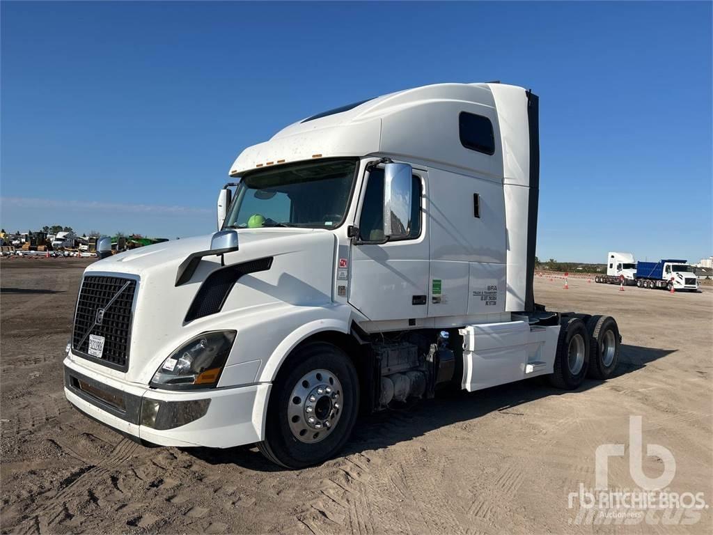 Volvo VNL670 Tegljači