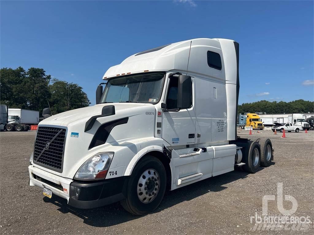 Volvo VNL670 Tegljači