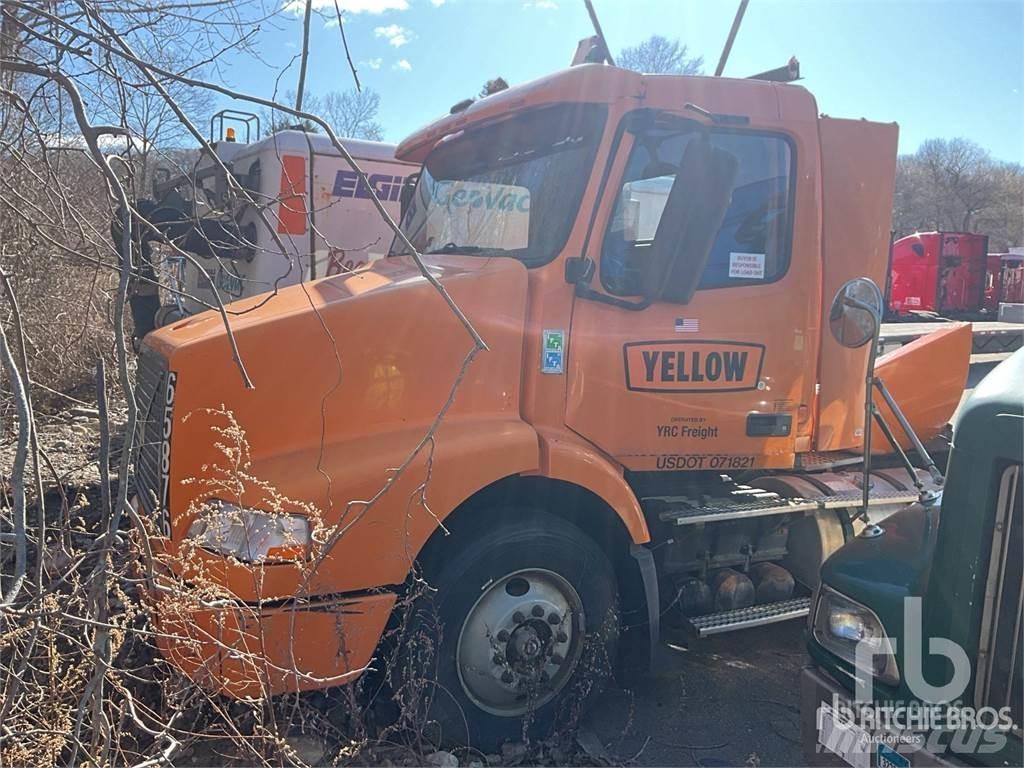 Volvo VNM Tegljači