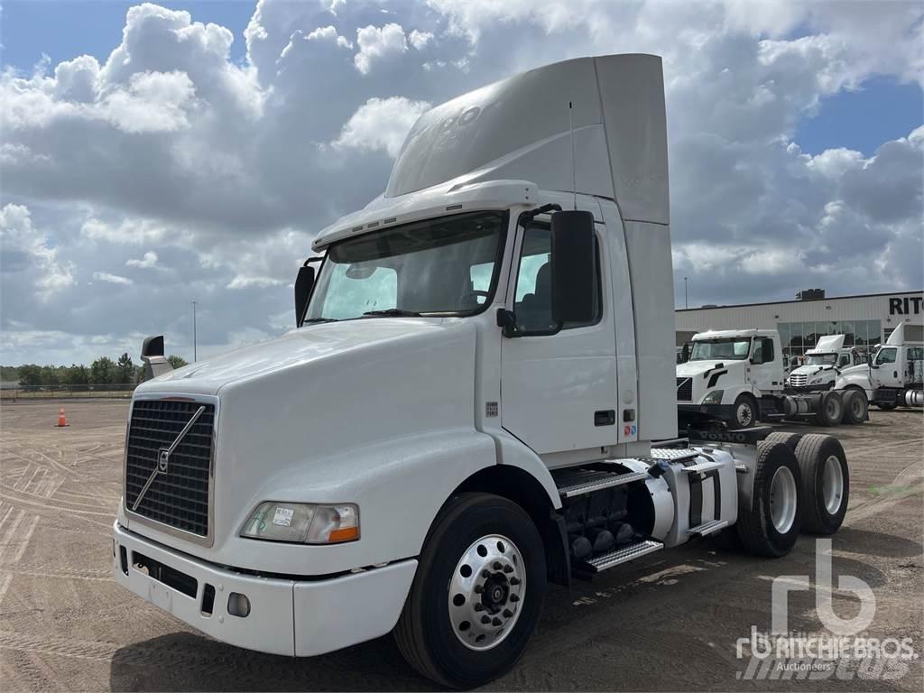 Volvo VNM200 Tegljači