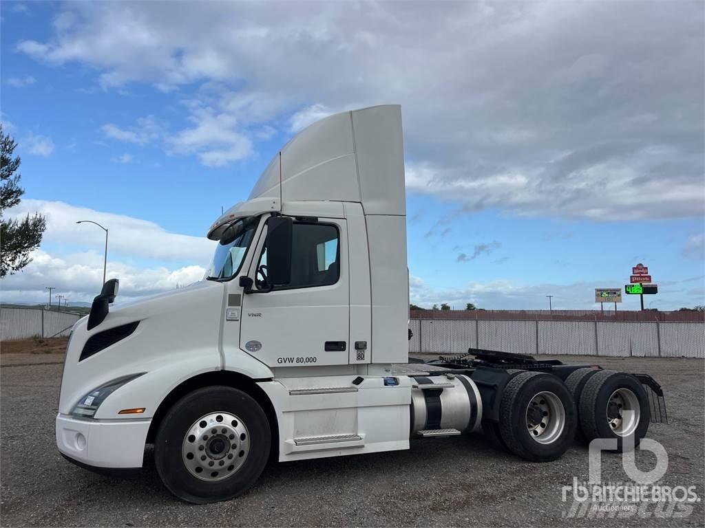 Volvo VNR300 Tegljači