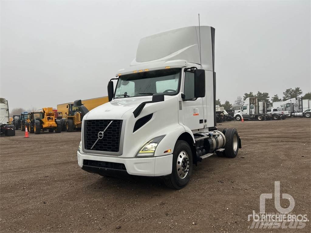 Volvo VNR42300 Tegljači