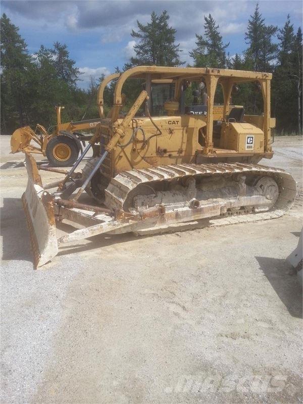CAT D6D LGP Buldožeri guseničari