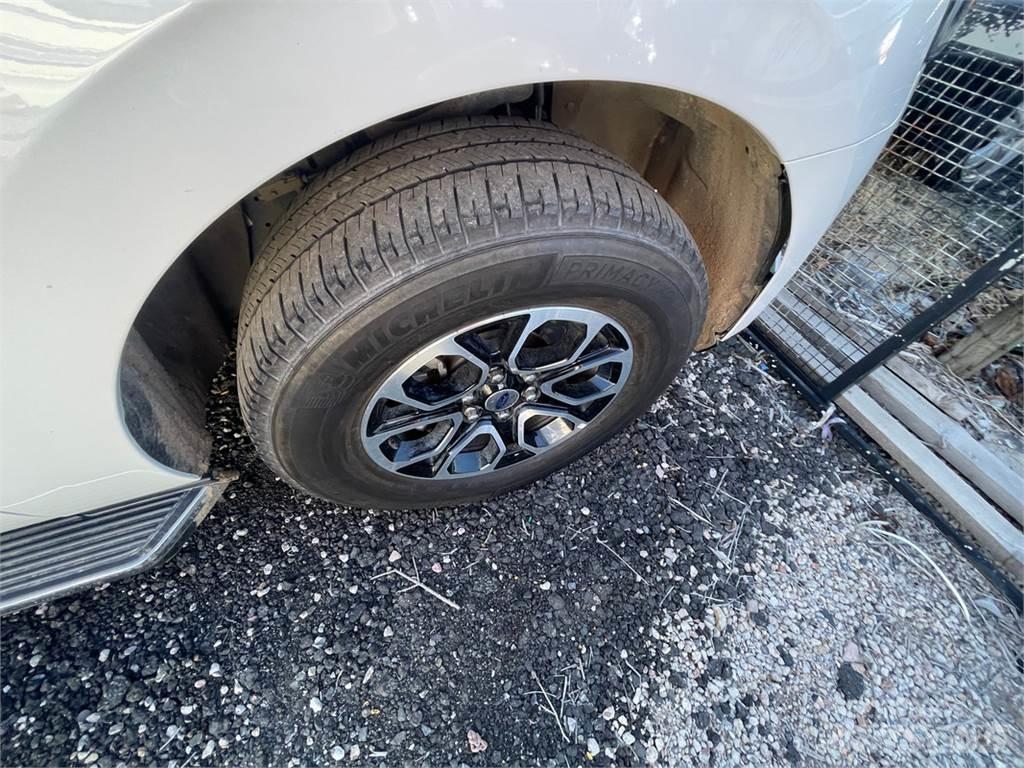 Ford Expedition Ostali kamioni