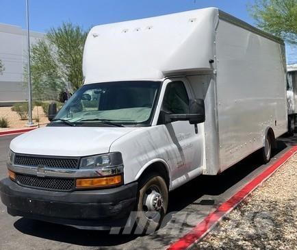 GMC Savana 4500 Sanduk kamioni