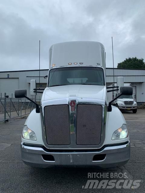 Kenworth T680 Tegljači