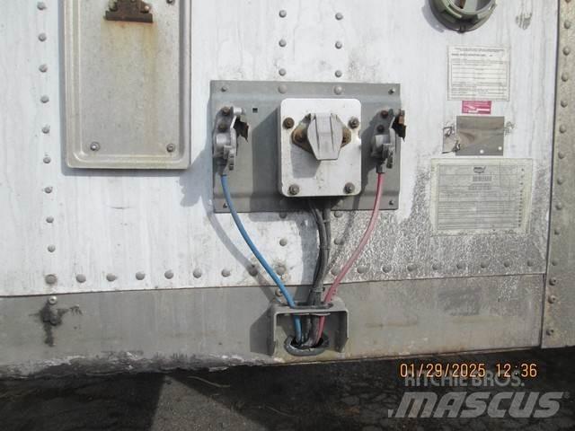 Wabash National Prikolice sa sandukom