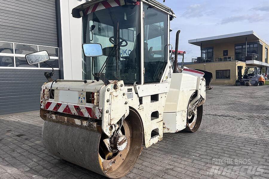 CAT CB 434 D Valjci sa duplim bubnjem