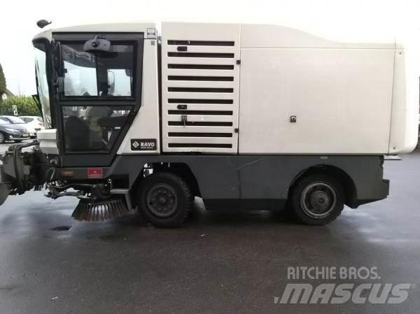Ravo 530 CD Mašine za čišćenje