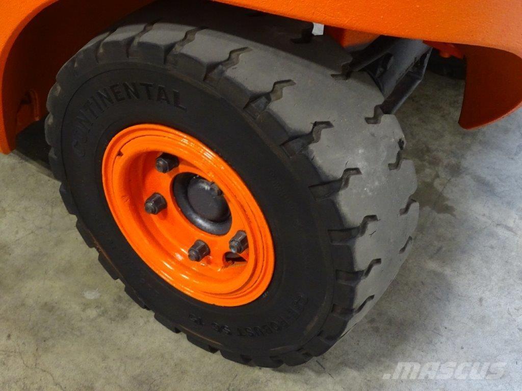 Linde H30D Dizelski viljuškari