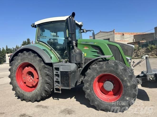 Fendt 824 PROFI Traktori