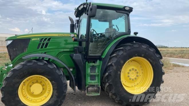 John Deere 6190 R Traktori