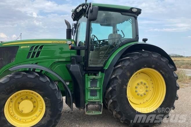 John Deere 6190 R Traktori