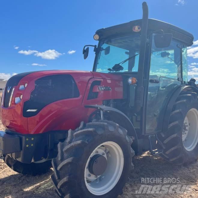 Valtra F105S Traktori